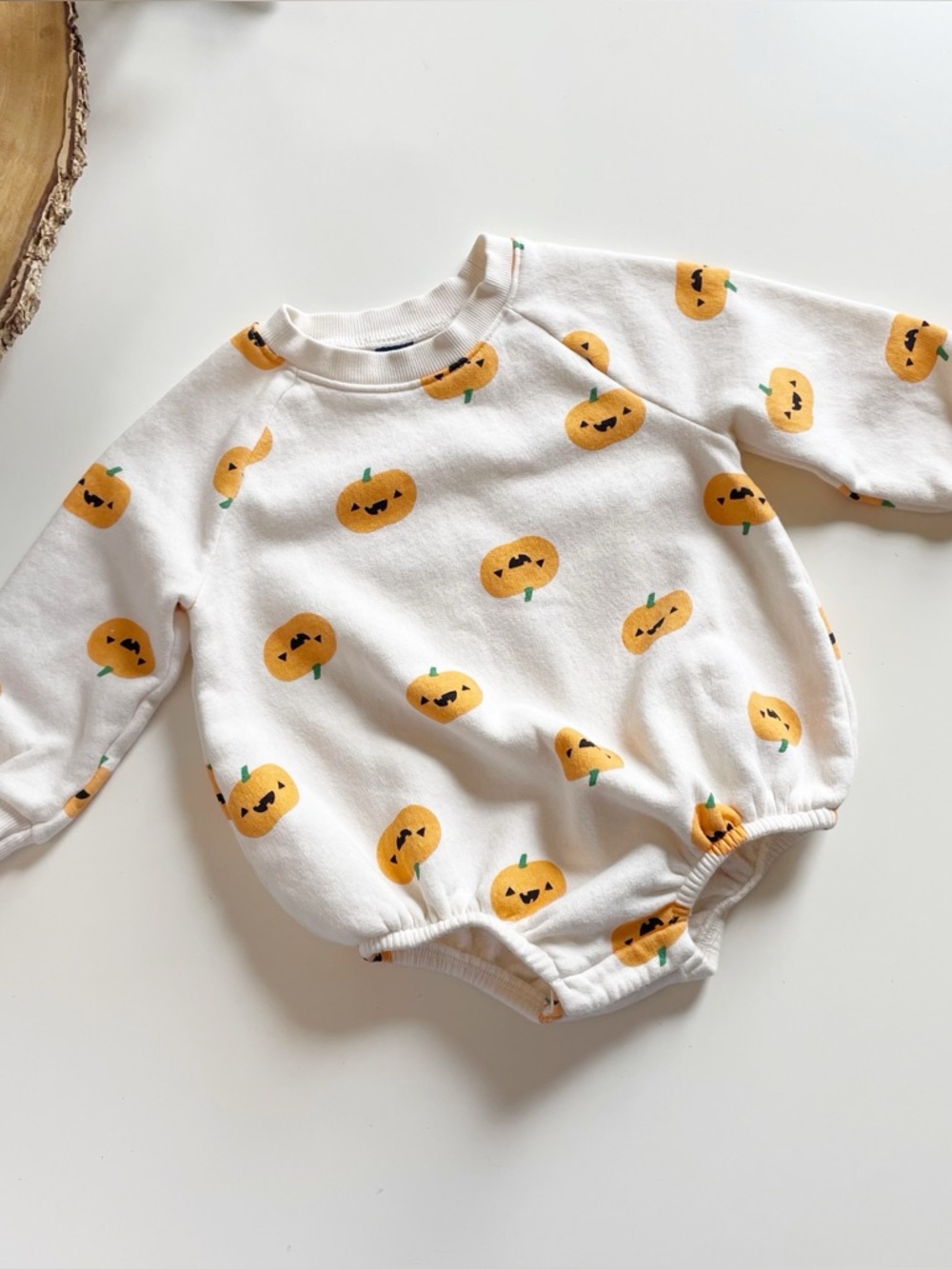 Old Navy Pumpkin Sweatshirt Romper | 12-18m